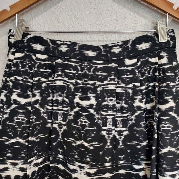 J. Crew Blurred Ikat Black & White Mini A-Line Skirt Size 0 - Picture 3 of 10